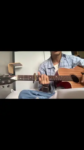 သူငယ်ချင်း cover #သူငယ်ချင်း #coversong #guitar 