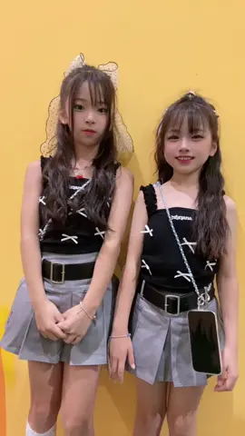 双子コーデ🩷@hana.6.23 