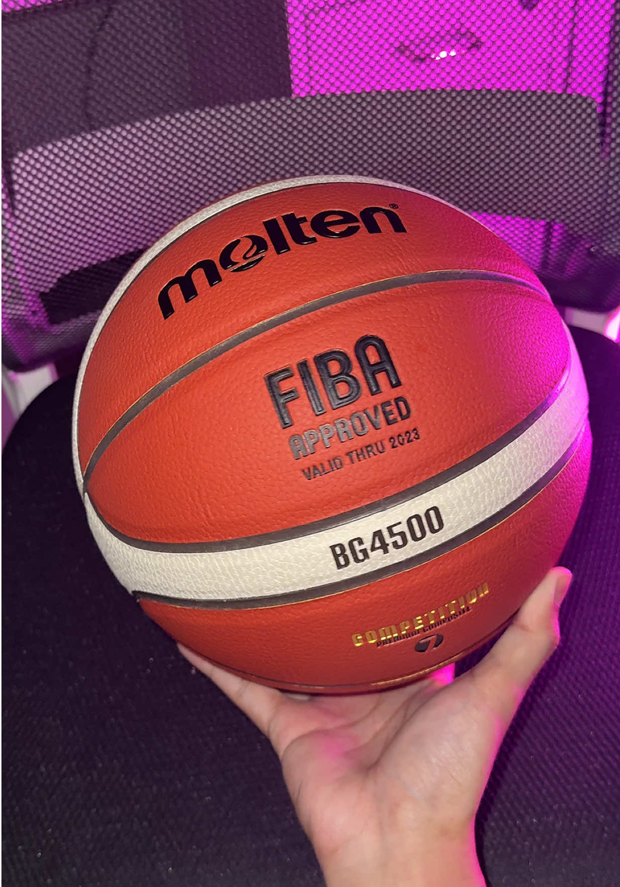 ORIGINAL MOLTEN BG4500 Basketball Ball. Sobrang premium and it can last up to 3years. #molten #moltenball #basketball #basketballball #moltenbg4500 