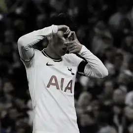 الـكـوري 🇰🇷👌🏻 #سون #كوريا #تصميم_فيديوهات🎶🎤🎬 #كره_القدم #تيم_أيكونز #تيم_ملوك_العالم #son #توتنهام💙 #yuo #yyyyyyyyyyyyyyyyyy 