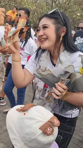 NADYA MEMPESONA #nadyafirzana  #pasuruan24jam 