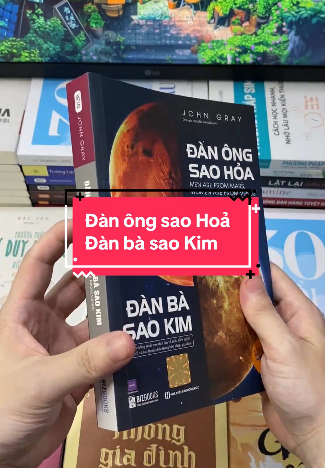 Phụ nữ muốn được lắng nghe, đàn ông lại muốn đưa ra giải pháp. Phụ nữ nói để chia sẻ đàn ông nghe để sửa lỗi. Chính những khác biệt vô thức ấy đang âm thầm phá hủy bao mối quan hệ. Cuốn sách 