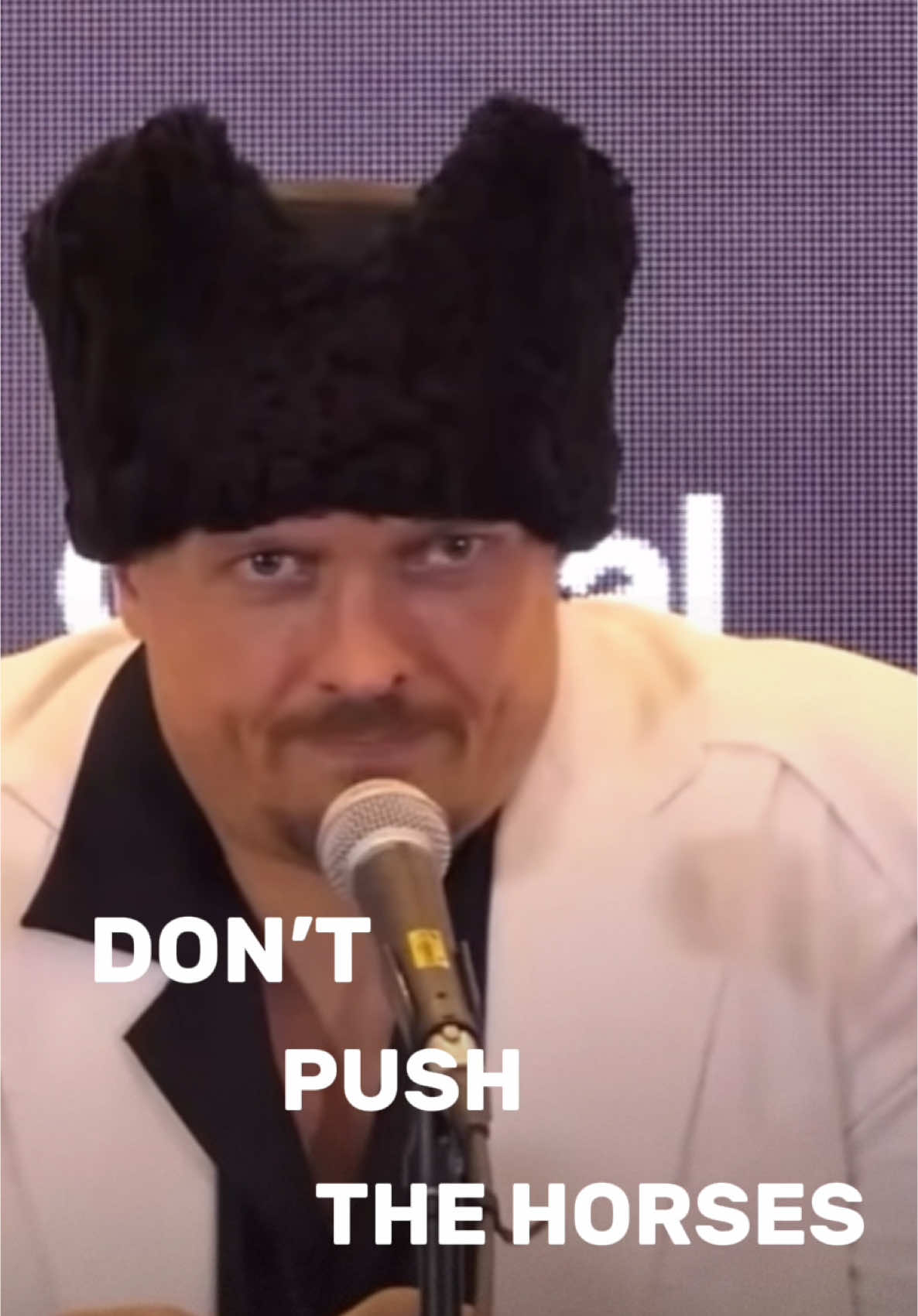 Розберемо фразу «DON’T PUSH THE HORSES» @usykaa вболіваємо сьогодні 🇺🇦🤍 #englishteacher #usyk #usykdebois2