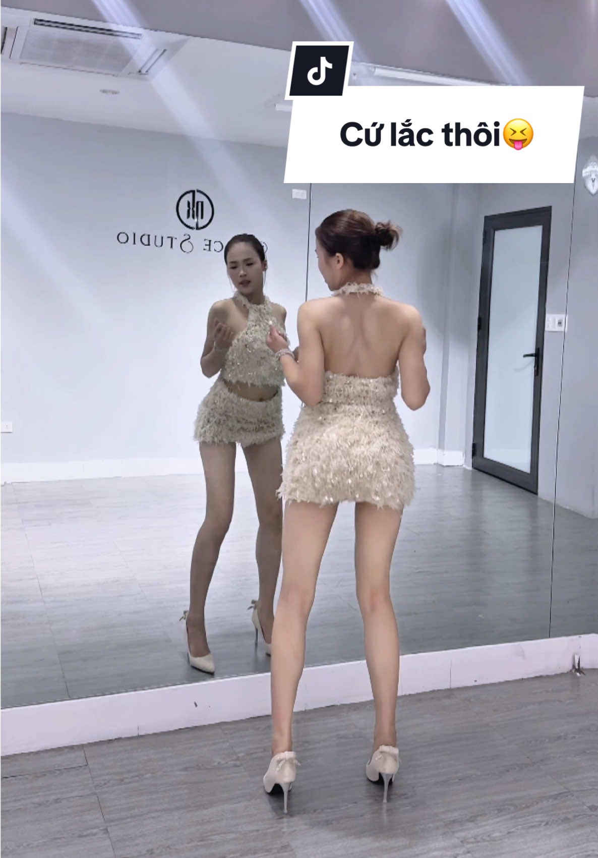 ^•~•^Quý a k cần bù bé cắt móng tay òi.Hổm nay bé hơi íu🤭😋😝✈️^^ #vtvcab #dance #duhocsinhdailoan   #x #mamhocdot 