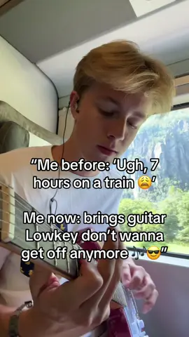 My guitar is a time thief😩😆 #guitartok #guitarist #time #timethief #prsguitars #prssilversky #electricguitar #fyp #kristianhandeland 