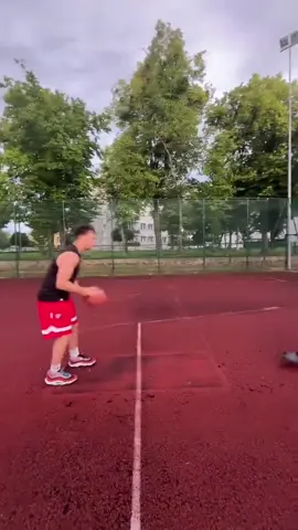 Basketball Failure#tiktok #fyp #foryou #funnyvideos #basketball 