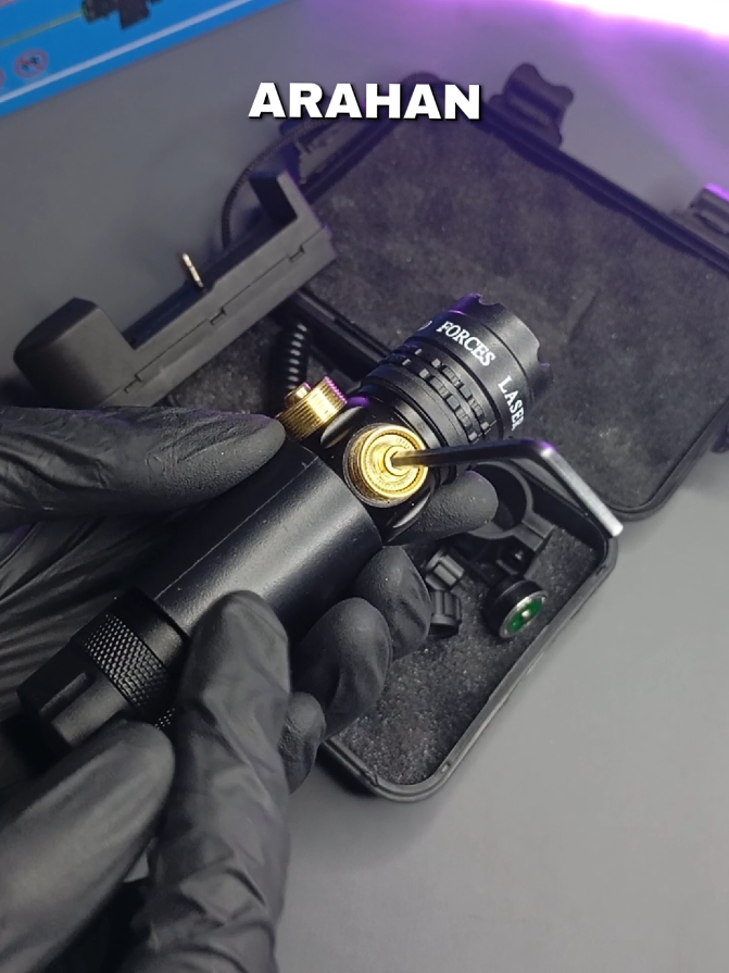 Laser Scope Sinar Hijau Terang Dan siap pakai, Fullset Suadah ada charger ..