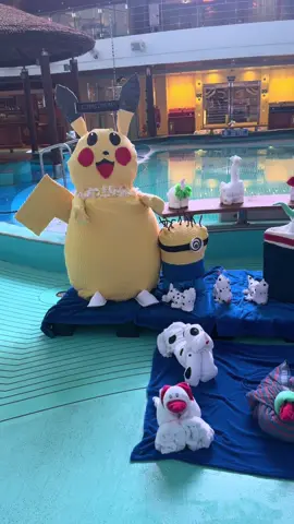 Carnival Vista towel animal takeover! #carnival #carnivalcruise #carnivalvista #carnivalcruiseline 