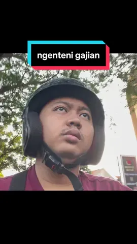 jek suwi ta iki gajiane?