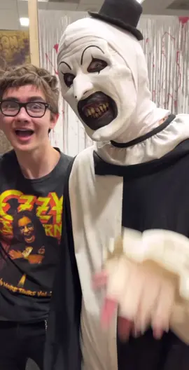 ☺️#lovehim#art#arttheclown#terrifier#davidhowardthornton#damianleone#🤡