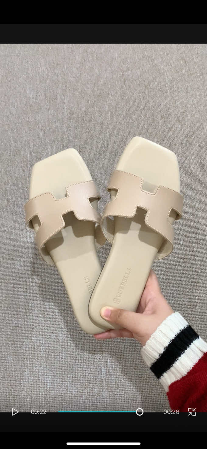 best banget sandalnya😍👍🏻 #sandalwanita #sandalteplek #fyf 