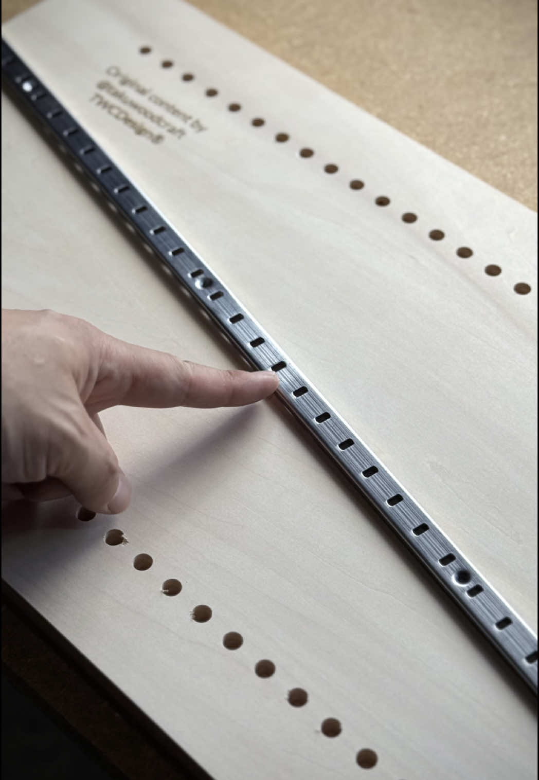 This Shelf Standard Just Became a Perfect Drilling Guide #woodworking #DIY #wood #jig #asmr 