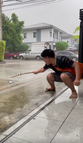 ย้านเปียกเดี๋ยวสิบ่สบาย #เทวัน #เทวันหรรษา #tewan99 #tewanhansa #คาดบ่เถิง #คลิปตลก #คลิปฮาๆ #คลิปตลกฮาๆ #ตลกขําขัน #คลายเครียด #ขําขัน #haha #ตลก #comedy #funny #funnyvideos #ฝนตก #วิ่งตากฝน 