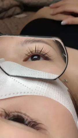 Pé hv lần đầu nối mi này cũng đẹp đó #họcmi  #nốimi  #đẹp  #bôngeyelash 