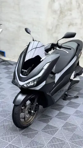For sale !!! Honda pcx 160 abs Roadsync Model 2025  Almost 4days palang 148k  #fyp #pcxroadsync #pcx 