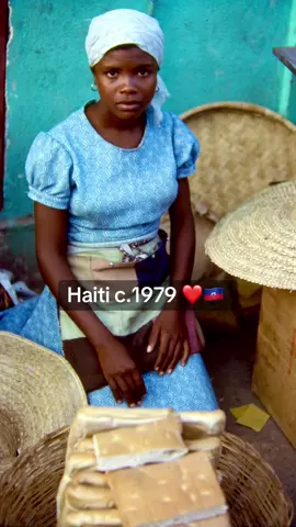 Haiti c.1979 ❤️🇭🇹 #haitian #islandlife #1970s #citylife #cityview #islandvibes #cityvibes 
