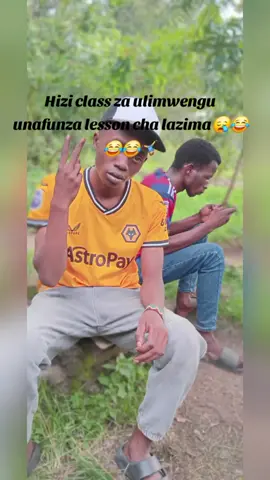 Unaingia kwa gari unapata dem ndo conductor anakuambia bro mbao adi tao🤣🤣 