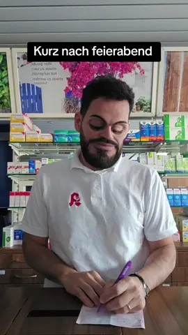 Kunden sehen dass du nach Ladenschluss noch da bist!🫣 #comedy #Apotheke #lustig #funny #Arbeit #work #München #muc #fürdich #viral #fyp #pharmacy #pharmacist #Feierabend #Kunden 