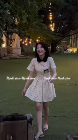 Haha cổ dịu dàng lắm #xhuong #xh #tiktok #vayxinh #thoitrang #homnaymacgi #thoitrangcongso #viral #trending #homnaymacgi #trend #LearnOnTikTok #phoido #xhtiktok #style #quanao #fashion #outfit #fyp #foryou #thoitrangtiktok 