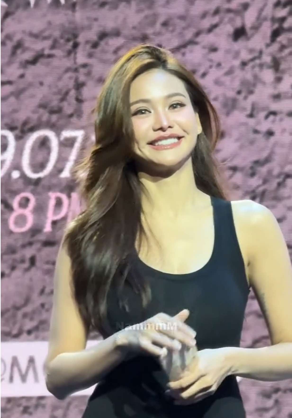 รอยยิ้มนี่มัน..🫠 #อิงฟ้าวราหะ #อิงฟ้ามหาชน #engfawaraha 