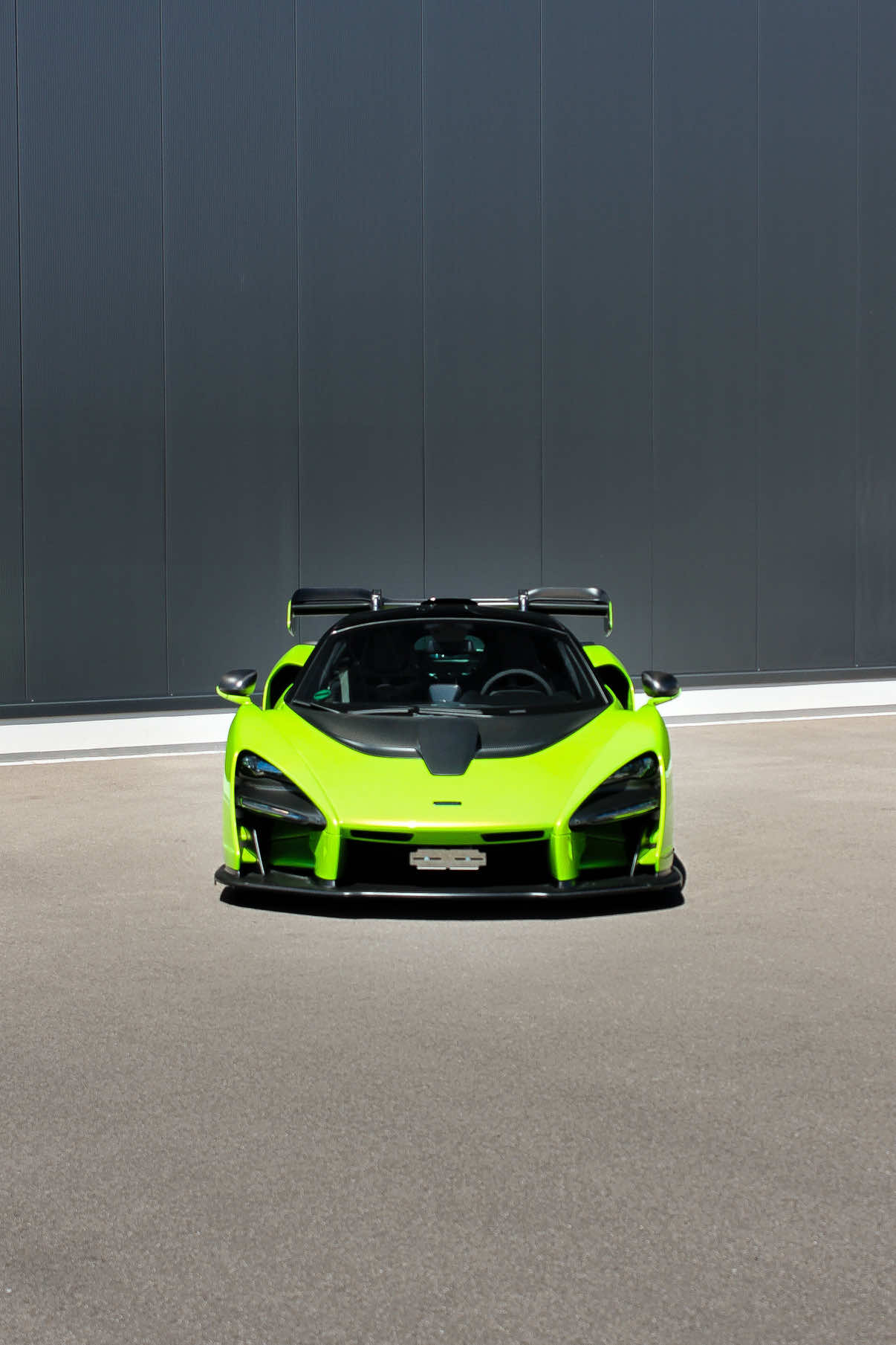 Just a…🫠 #senna #mclarensenna #shooting #carhub 