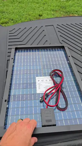 solar panel with charging from both sides. #solar #solarpanel #dealsforyoudays #tiktokshoptrendingfreshfinds #outdoorfun #refreshyourspace #techtok #tiktokshopsummerturnup #ifyouknowyouknow #tiktokshopcreatorpicks #spotlightfinds #creatorboostcamp #ttslevelup #ttshome #CreatorNewArrivals 
