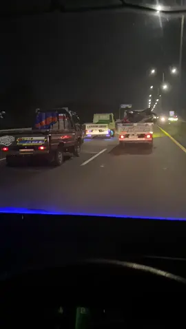 pulang yuk pulang lanjut besok lagi #senicabe🌶🌶🌶 #teamhore #laskarjatim #karyamulya #expedition #cabe #pronojiwo #traga #tragamodifikasi #sapekmbois #l300modifikasi #cabebalap🌶️🌶️ #jampanas🔥 