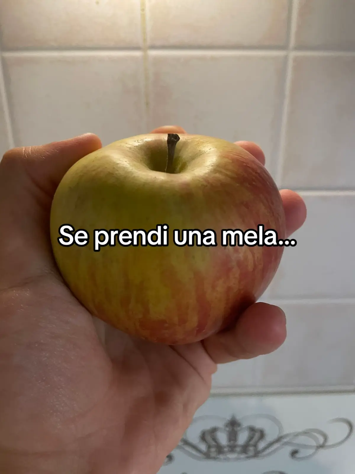 Questa è una ricetta veramente semplice e gustosa! #airfryer #mele #colazione #fyp #foryou 