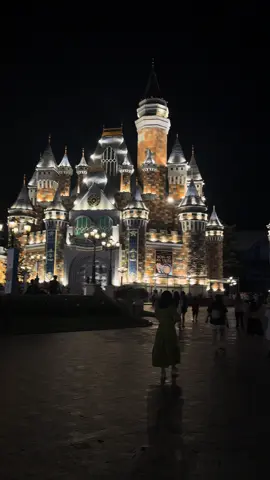 Vinwonders về đêmm🥹😍😍#nhatrang #vinwonders #traveltiktok 