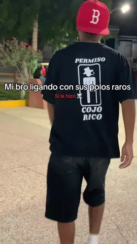 Link de compra en mi perfil🌐 ⚠️ALTO EN FACHA⚠️ ✅ Envíos a todo el Perú. 🇵🇪 ✅ Tallas de la S a la XL. 😎 ✅Eliges el lugar de estampado (Atrás o Adelante) www.calacasperu.com 🌐 #fyp #calacasperu #cojo #rico #camisetaspendejas #parati #oversize #funa #camisetas 