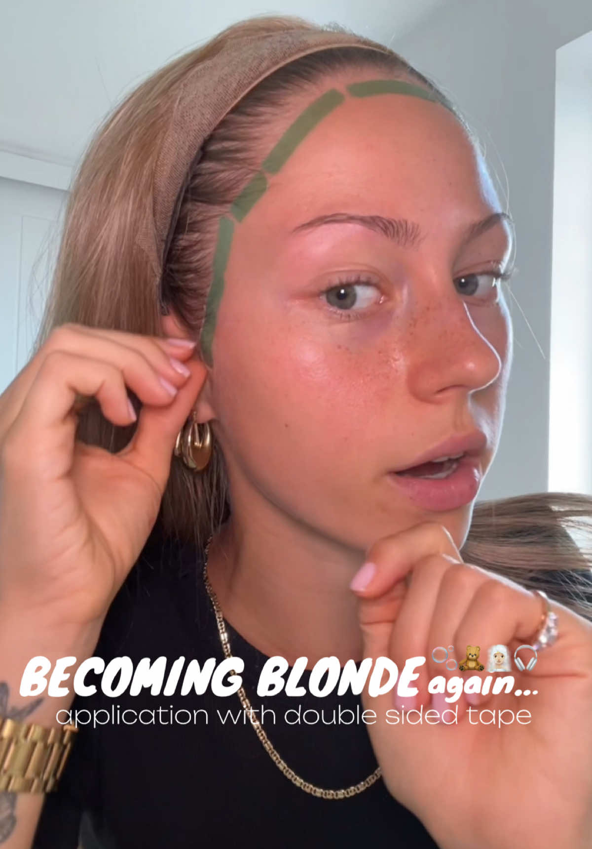 Using tape tabs was literally the best idea ever, I took the wig off before bed and there was no sticky residue like wig glue #blonde #wig #gluelesswig #wigtape 