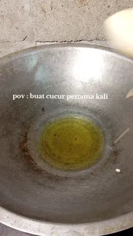 pertama kali buat kue cucur dan hasilnya gagal 😂😂 tapi rasanya enak kok 😁 #kuecucur #fypage #fyp 