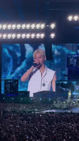 FELIX IN FRANKFURT #straykids #dominATE #straykidsgermany #frankfurt #deutschebankpark #concerts #stay #july15 #felix #letsgo 