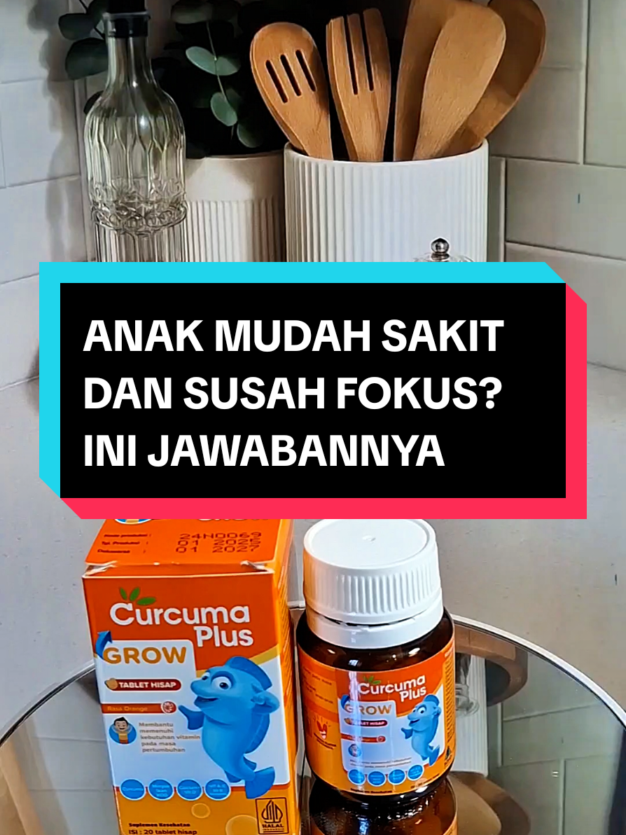 Curcuma plus grow tablet hisap rasa jeruk - vitamin anak tumbuh tinggi - membantu pertumbuhan dan perkembangan otak anak dengan minyak ikan kod, temulawak organik, kalsium dan multivitamin. Isi : 20 tablet hisap Aturan pakai : 3 - 6 tahun : sehari 1x1 tablet 6 - 12 tahun : sehari 2x1 tablet #curcuma #curcumaplus #curcumaplusgrowemulsion 