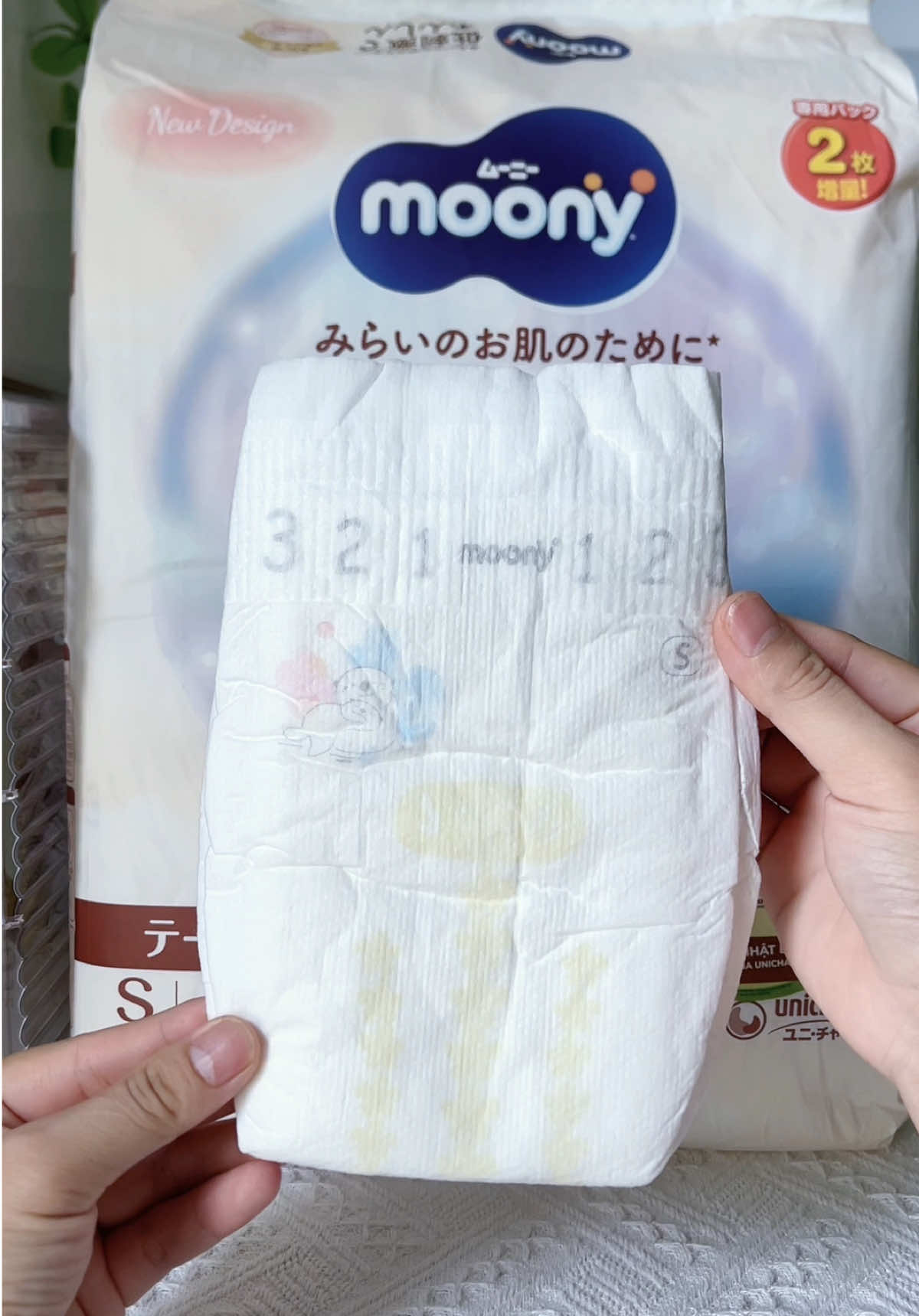 Bỉm Moony thì quá uy tín quá hot 🔥 rùi. Quan trọng là nó dịu nhẹ với làn da nhạy cảm non nớt của em bé sơ sinh. Mẹ bầu🤰, mẹ bỉm🤱 tham khảo nhé 🥰 #tadanmoony #moony #bỉm #weebuild #tãcaocấpnhậpkhẩutừnhậtbản#tãcamaithoangkhi #thamhutnhanh #mevabe 