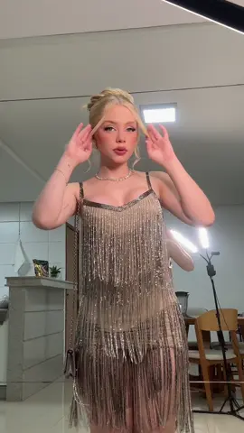 Que ninguém veja lá atrás 😂