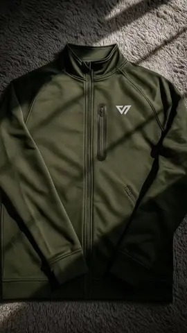 jaket whittaker olahraga pria keren banget, bahan adem, mewah, elegan. #jaket #jaketpria #promo #OOTD #rekomendasi #outfit #olahraga 