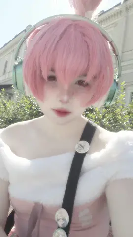 сидит довольная, выйграла спец приз #ещкерееее #anime #doctorstoneanime #drstone #хомура #докторстоун #косплей #вкусняшка 