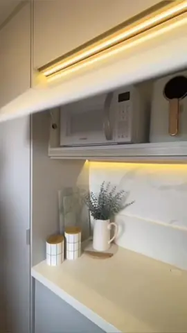 🚨 MICRO-ONDAS MONDIAL COM DESIGN MODERNO E POTENTE POR R$419,90! 🚨 Prático, bonito e potente! Com 1200W de potência, 21 litros e design disponível nas cores preto e branco, esse micro-ondas une funcionalidade e estilo para sua cozinha! Ideal pra quem quer mais praticidade no dia a dia sem abrir mão da elegância. 🔥 Promoção imperdível por apenas R$419,90! 🔗 Link nos comentários #PromoShopee #Eletrodomésticos #Achadinhos #MicroondasMondial #MamãeEconômica #foryou #casa #cozinha  #fyyyyyyyyy #fyb