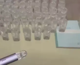 那年我未满十八岁，坚信在东南亚用双手打拼一片天下，直到园区主管给我发了一部iPhone 8和床单四件套，我就知道这辈子只能做电信专家