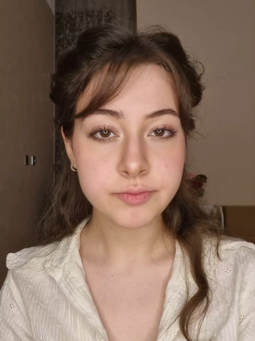 شماهارو نمیدونم ولی من خودم عاشق این مدل ارایش شدم😭🎀 #fyp#makeup#viral #natumakeup#lightmakeup