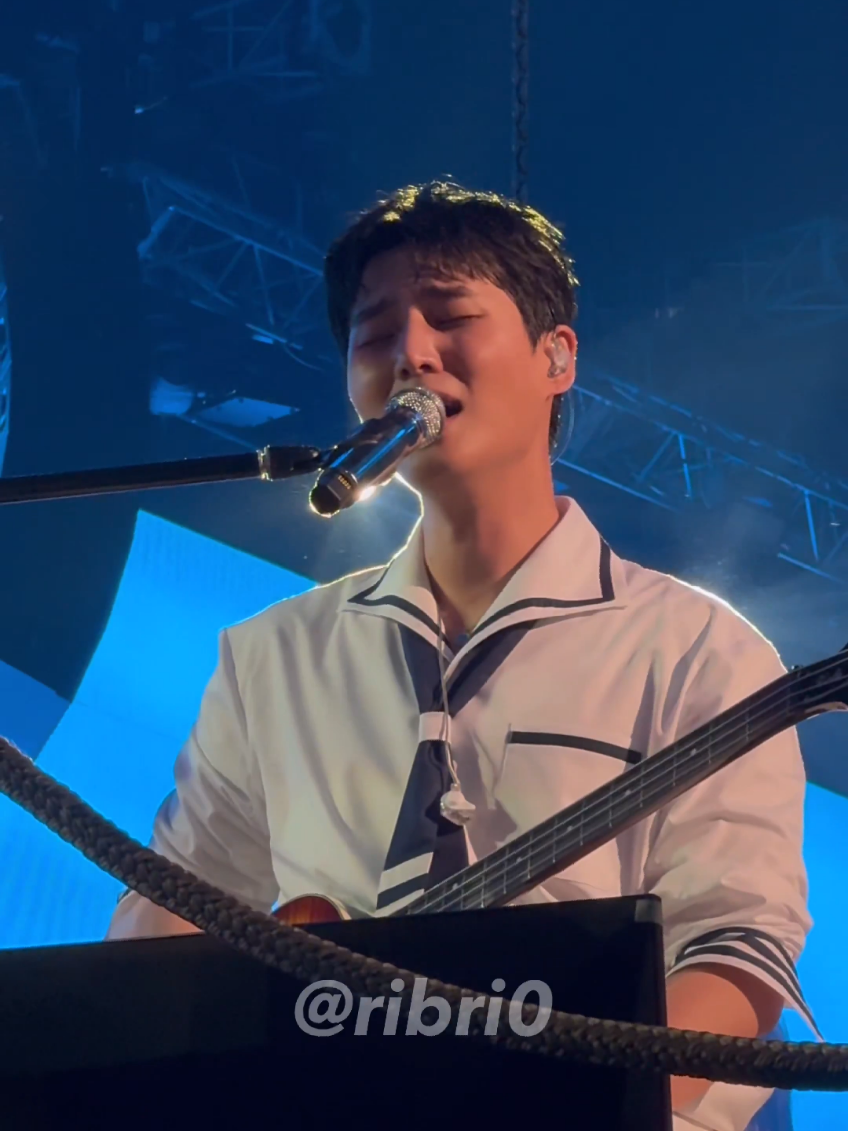 mendalami banget ye bang 🥺 #youngk #youngkday6 #brianday6 #day6 #데이식스 #day6fanmeeting #day6edit #fyp  cr. x ribri0