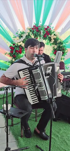Toydan bir bolek Oba toyyndan