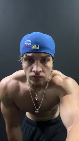 The cut is cuttin🔨#GymTok #foryou #gym #fyp #foryoupage #Fitness 