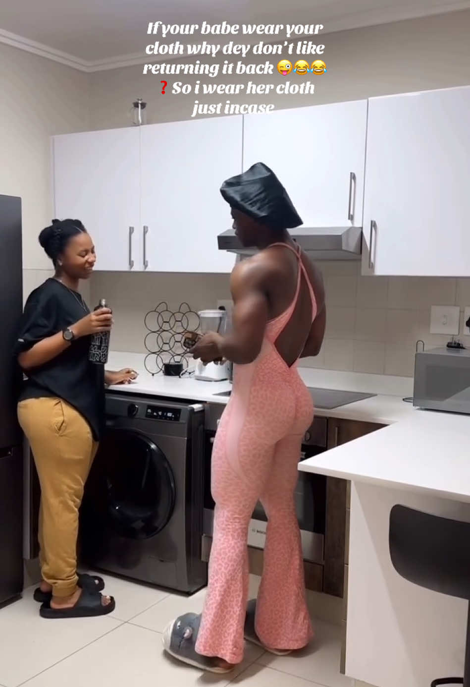 😂😂😂😂 sincerely why did most  ladies don’t like returning guys cloth back once dey wear it ?