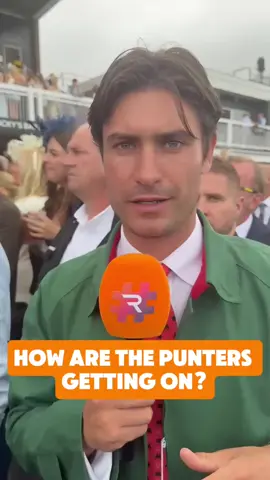 A good day to be a bookie 🤨#horseracing #fashion #RacedayTV 