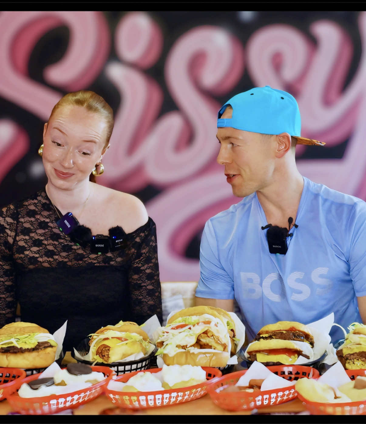 Ich versuche die unbesiegbare Burger & Cookies Challenge! 🍔🍪  Ich wurde von euch über 1000x markiert – jetzt wird geliefert! Bei @Sissy‘s gibt’s DIE Challenge: 10 Burger + 10 Cookies in 45 Minuten Noch nie geschafft – bis heute? ➤ Wenn ich’s packe: 🫃 Big M Lifetime Pass #9 🎟️ SISSY Goldkarte – 1 Jahr gratis essen ABER: Ich verzichte… und verlose sie an EUCH! Teilnahme Bedingungen ausführlich im vollen YouTube Video! Was würdest du favorisieren burger oder Cookies? 🫃 #bigm #bigmeatsfood #Foodchallenge #burger #cookies #cookie 