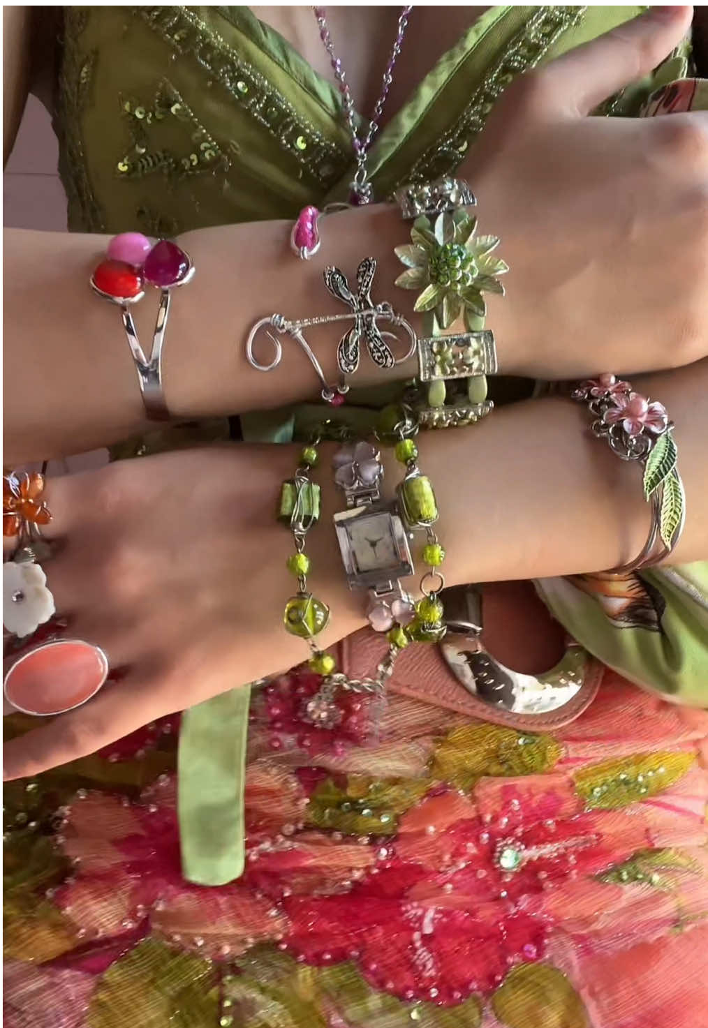 I feel like Stella would have love this outfit 💫🌺🧚🏻‍♀️ #whimsical #outfitinspo #summeroutfit #maximalism #jewelryinspo 