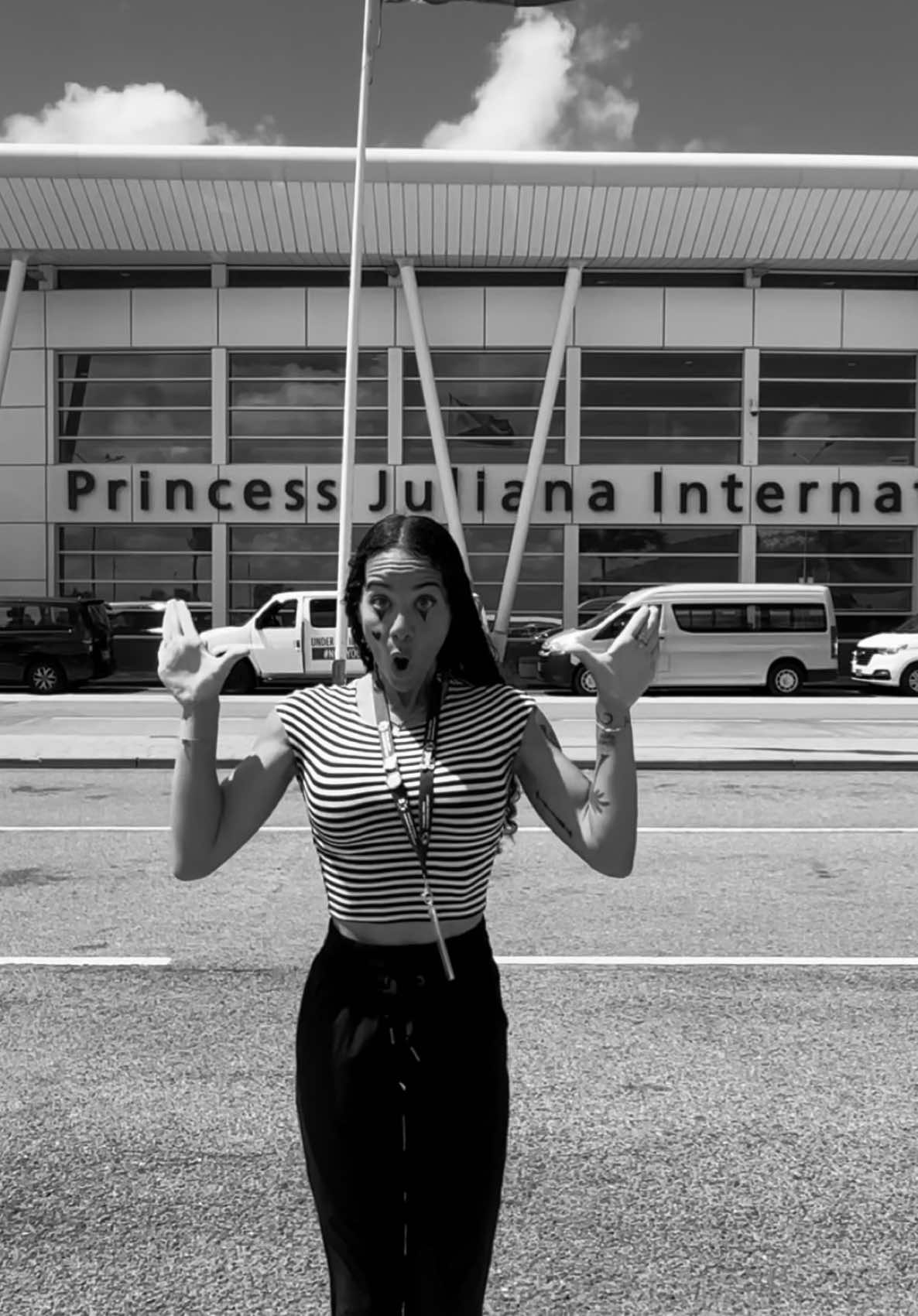 Bonjour, PJIA! 🇫🇷✨ Le Petit Paris is now open at Princess Juliana International Airport, serving 100% freshly made French pastries, sandwiches, buttery croissants, crispy baguettes, and fresh bread — perfect to take back home or enjoy on the go! 🥖🥐☕ Located in the Meet & Greet area, Le Petit Paris is accessible to everyone — travelers and locals alike. Stop by for a true taste of Paris, right here in St. Maarten! 🇸🇽❤️ #LePetitParisPJIA #NowOpen #PJIAEats #FrenchBakery #TasteOfParis #MeetAndGreet #StMaartenEats