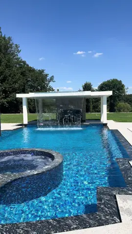 #fyp #viral #CrazyGroup #jacuzzi #swimmingpool 